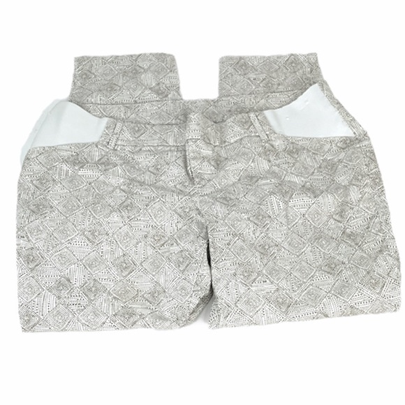 Old Navy Pixie Maternity Ankle Pants Side Panels White Brown Size 12 - Picture 3 of 11